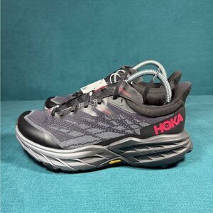 Hoka One Speedgoat 5 GTX Spike Womens Size 8 Black Running Shoes